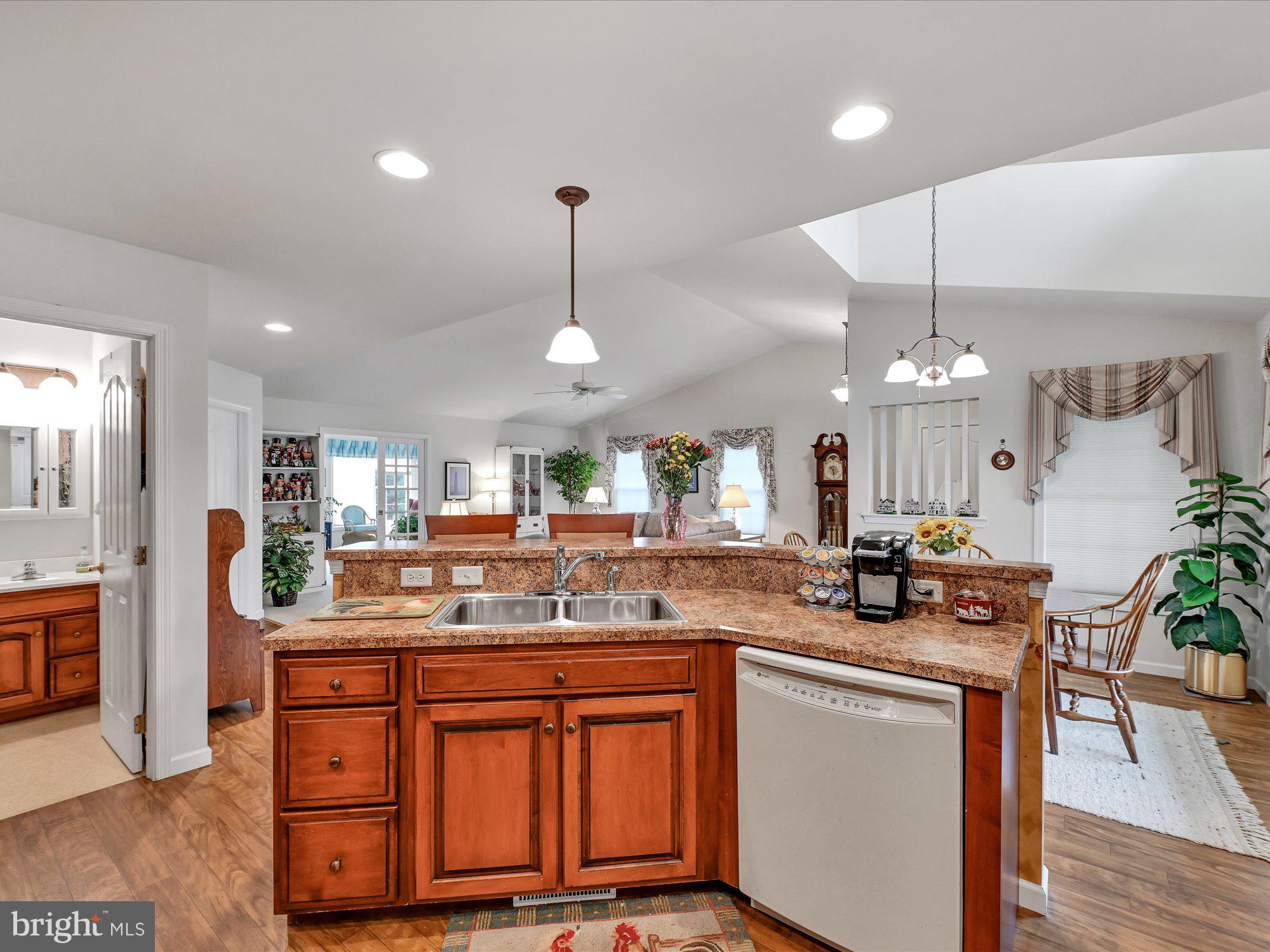 BROOKSHIRE - Residential