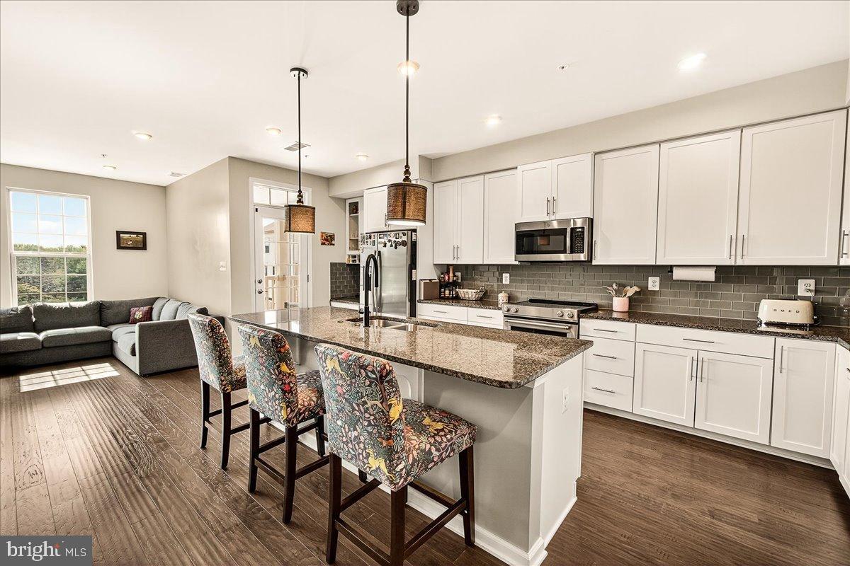 CABIN BRANCH - Residential