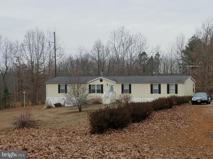 One level living on over 4 acres!   As-Is Sale, Home does need a little TLC, but is ready for you!  3 Bedroom, 2 Bath with Eat-in Kitchen, Separate Dining Room, Living Room, & Family Room!  Schedule your appointment today!