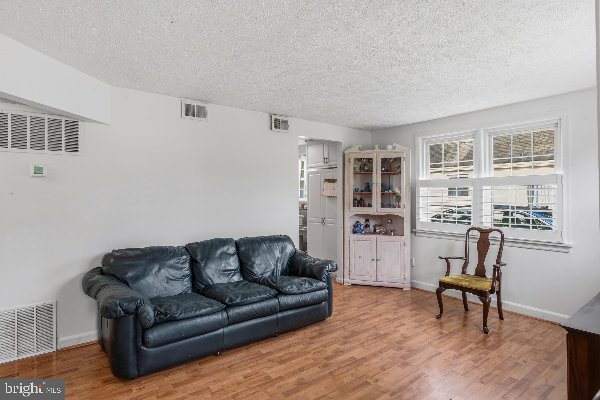 6935 KENFIG DRIVE