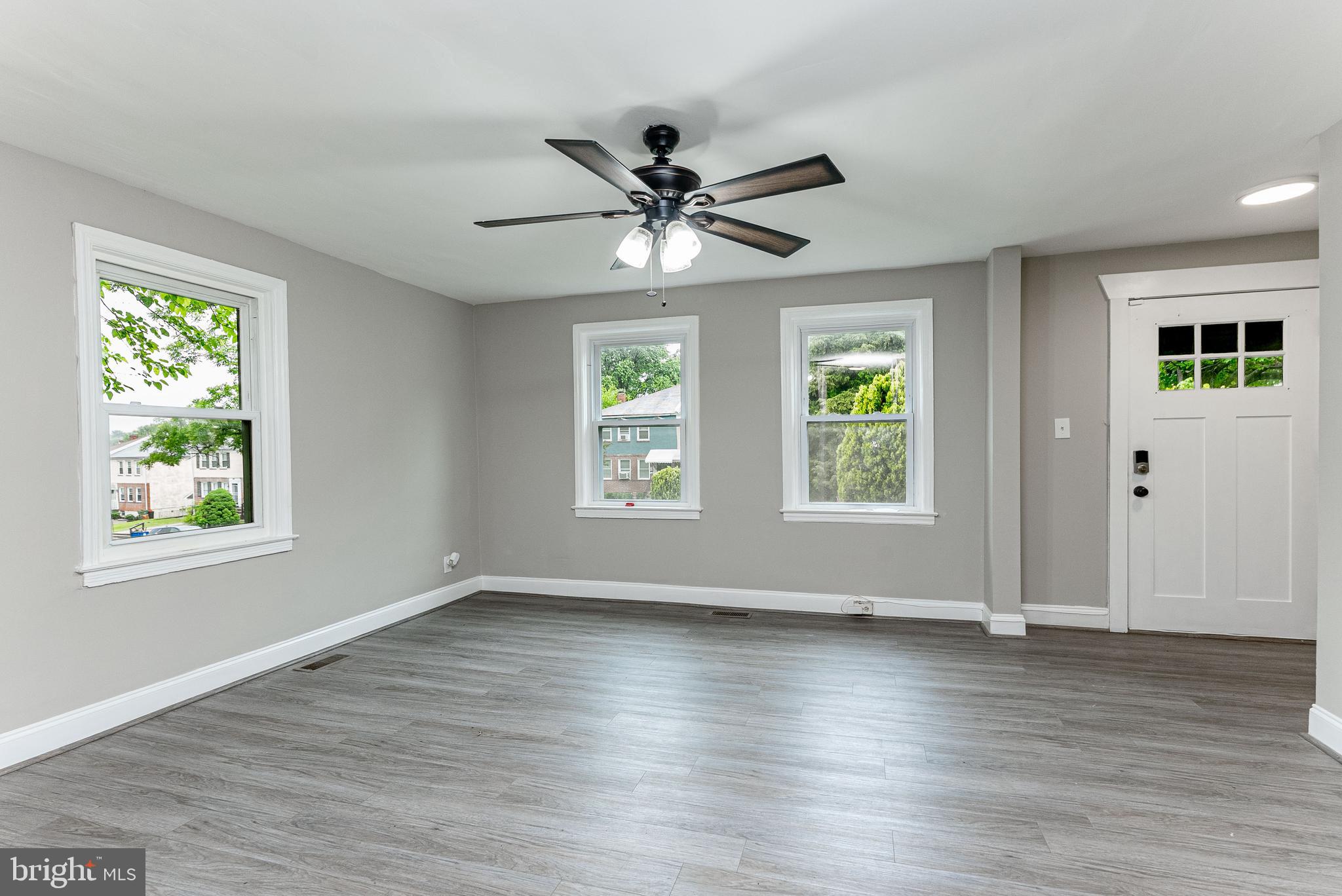 ALBEMARLE SQUARE - Residential Lease