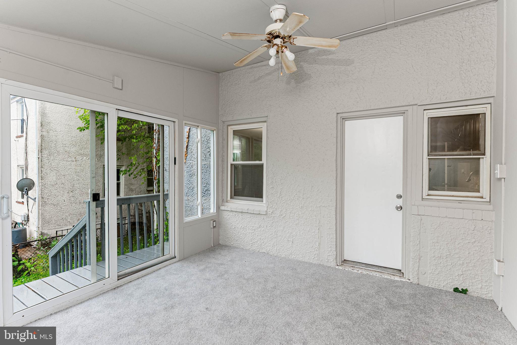 ALBEMARLE SQUARE - Residential Lease