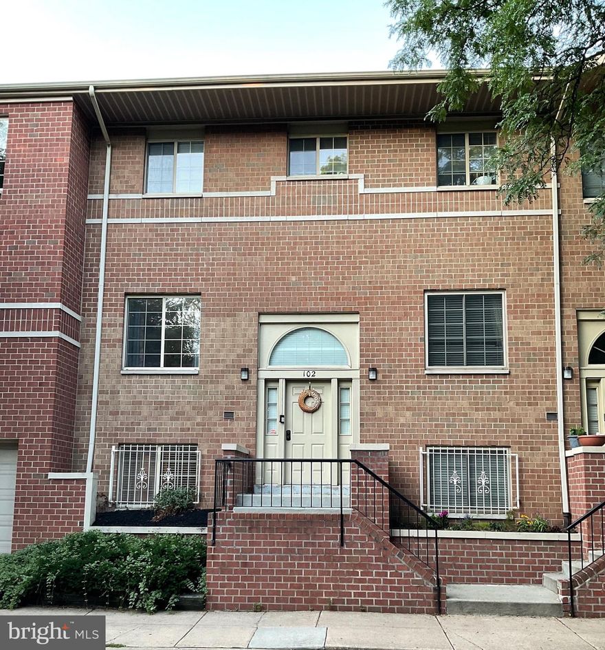 Seller highly motivated to sell this gem in the heart of Art Museum featuring a spacious floor plan. There is hardwood flooring throughout the home.  There are (2) large bedrooms and (2) large bathrooms and a private garage in the rear of the home, which is a huge bonus in the city no more looking for a  parking space or digging out of snow. Upon the main entrance there is an open foyer, then walk up to the main level to the living, dining room & kitchen.  Kitchen has white cabinetry, stainless steel appliances with custom backsplash and granite countertop.  Living room features a wood burning fireplace which is another bonus.  First bedroom is on main level along with a bathroom featuring shower/ tub. The lower level bedroom is currently used as home office/ exercise room, next door is the  second bathroom with walk in shower with custom tiles.  Home also has a Full sized front load Washer and dryer located on lower level next to 2bedroom. Home also features plenty of closet space, large pantry closet and additional storage.   Close to center city,  Rittenhouse Square, Whole Foods market, Starbucks, Fairmount Avenue restaurants and nightlife,  Parkway, walking trials, playground, dog park, and plenty more bonuses of city living.