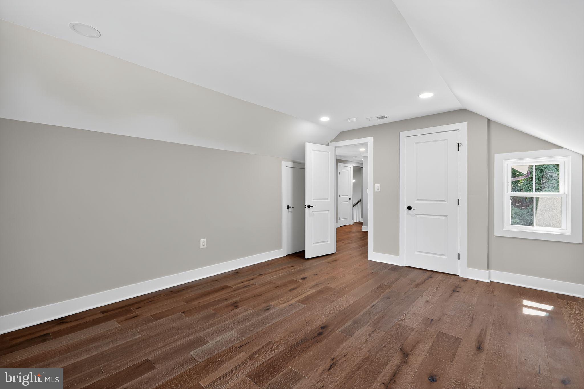 WEST ANNAPOLIS - Residential