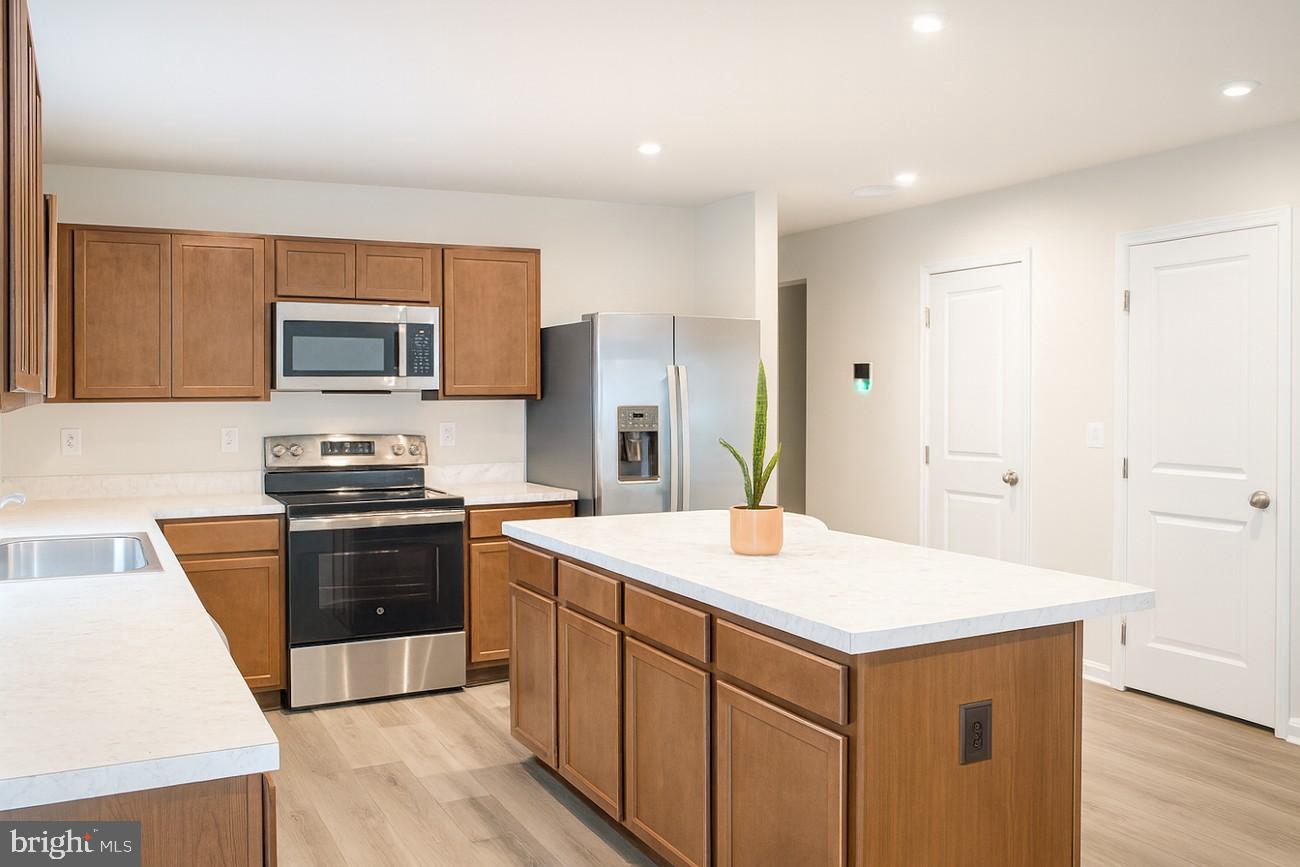 3113 CLOVER LANE