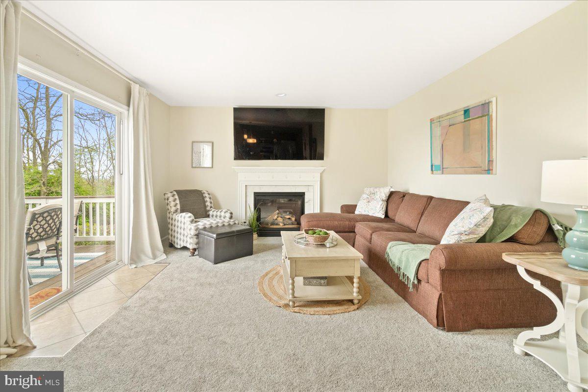 ORCHARD HILLS - Residential