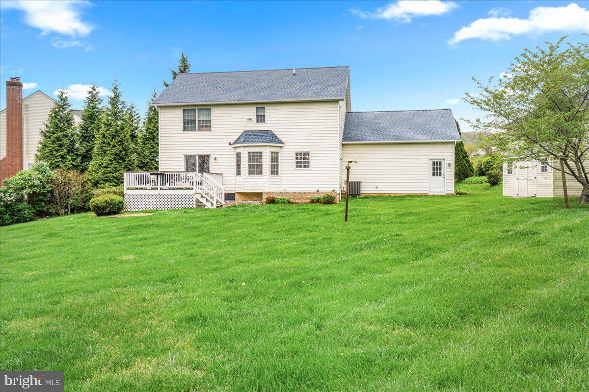 ORCHARD HILLS - Residential