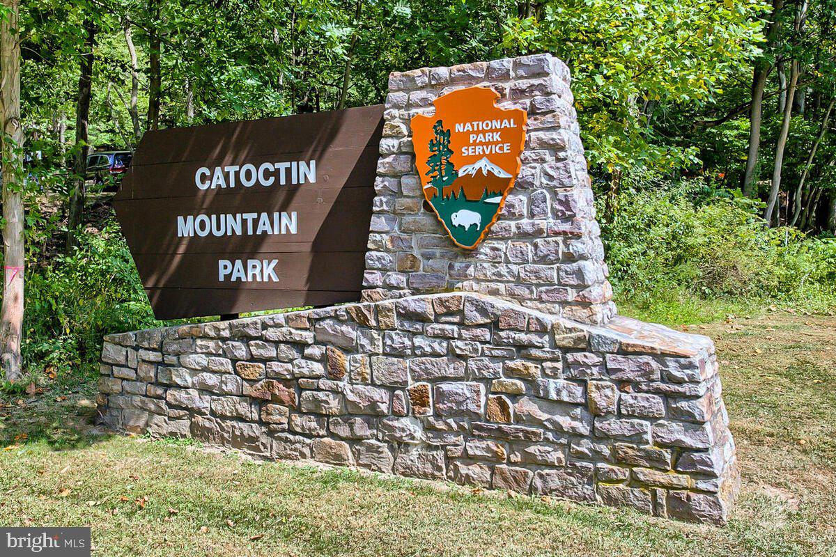 ORCHARD HILLS - Residential