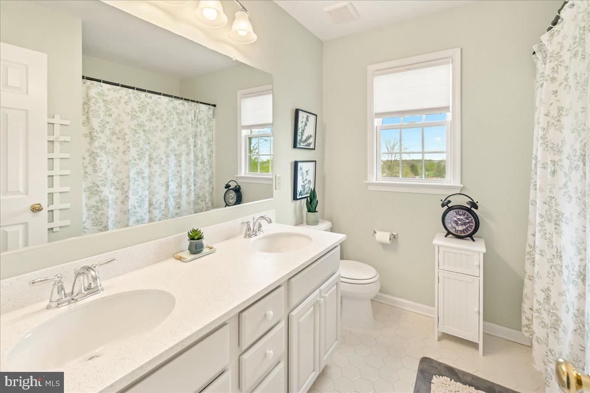 ORCHARD HILLS - Residential