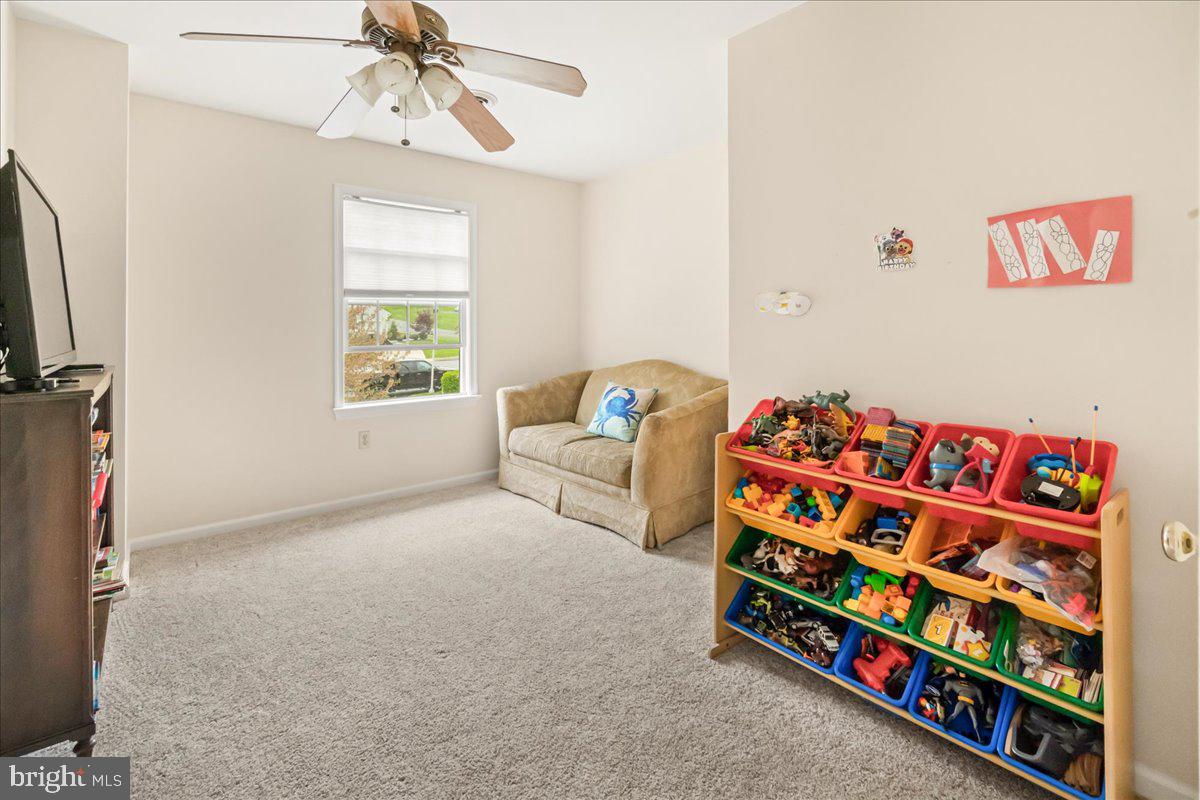 ORCHARD HILLS - Residential