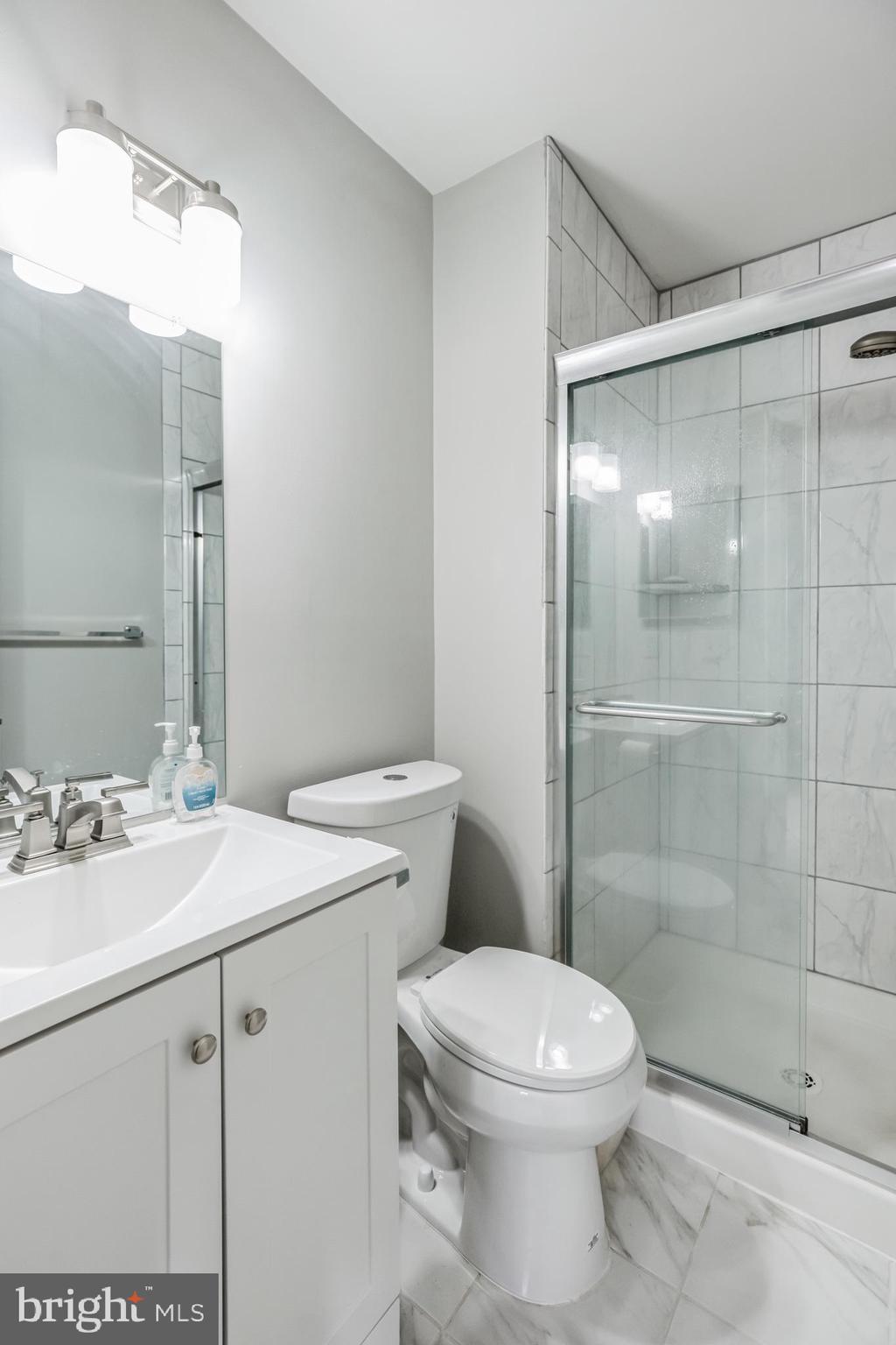 CROMWELL STATION - Residential