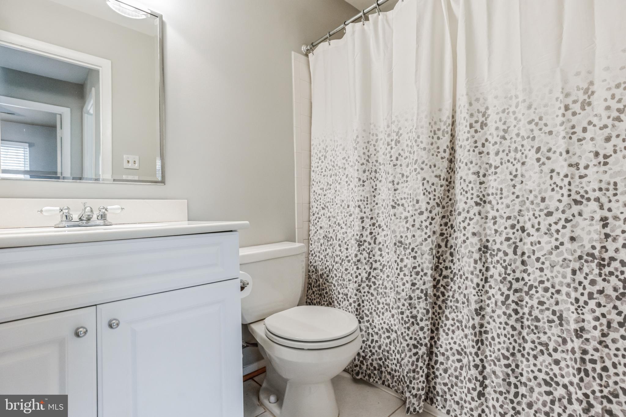 CROMWELL STATION - Residential