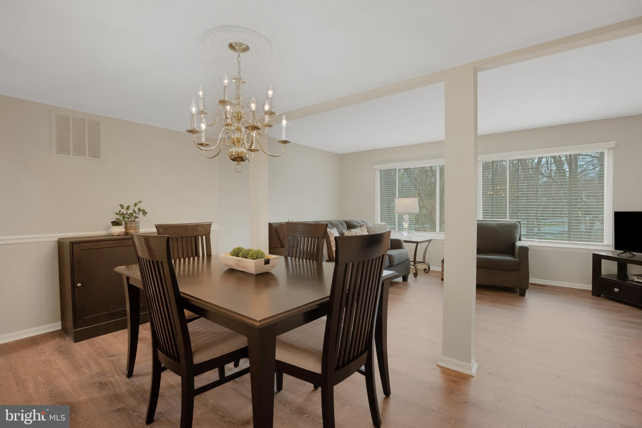 CROMWELL STATION - Residential