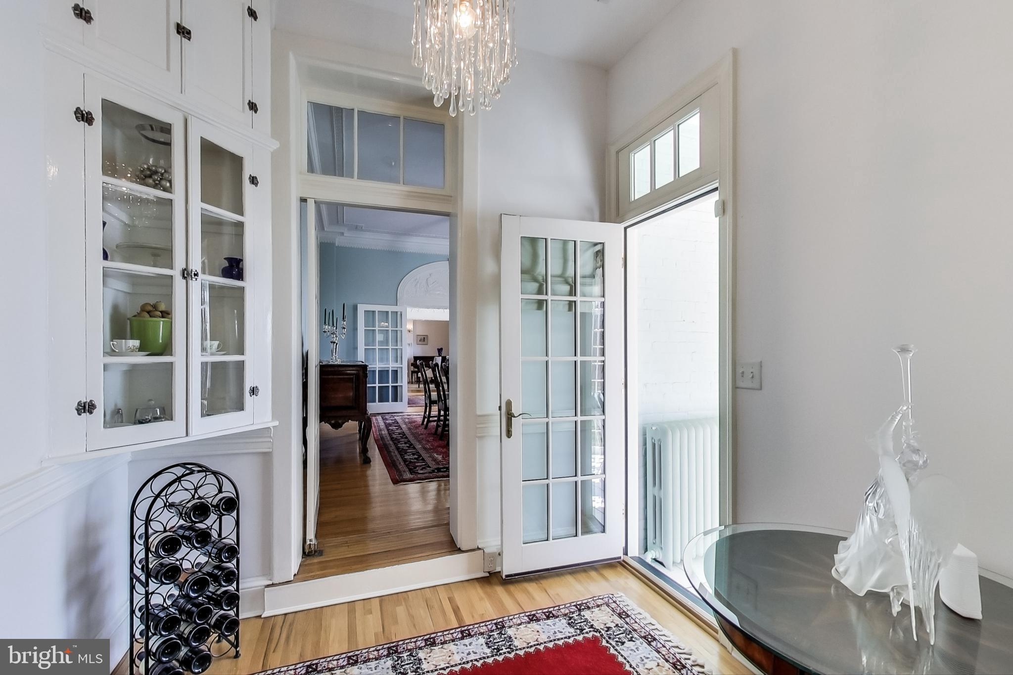 COLONIAL PARK - Residential