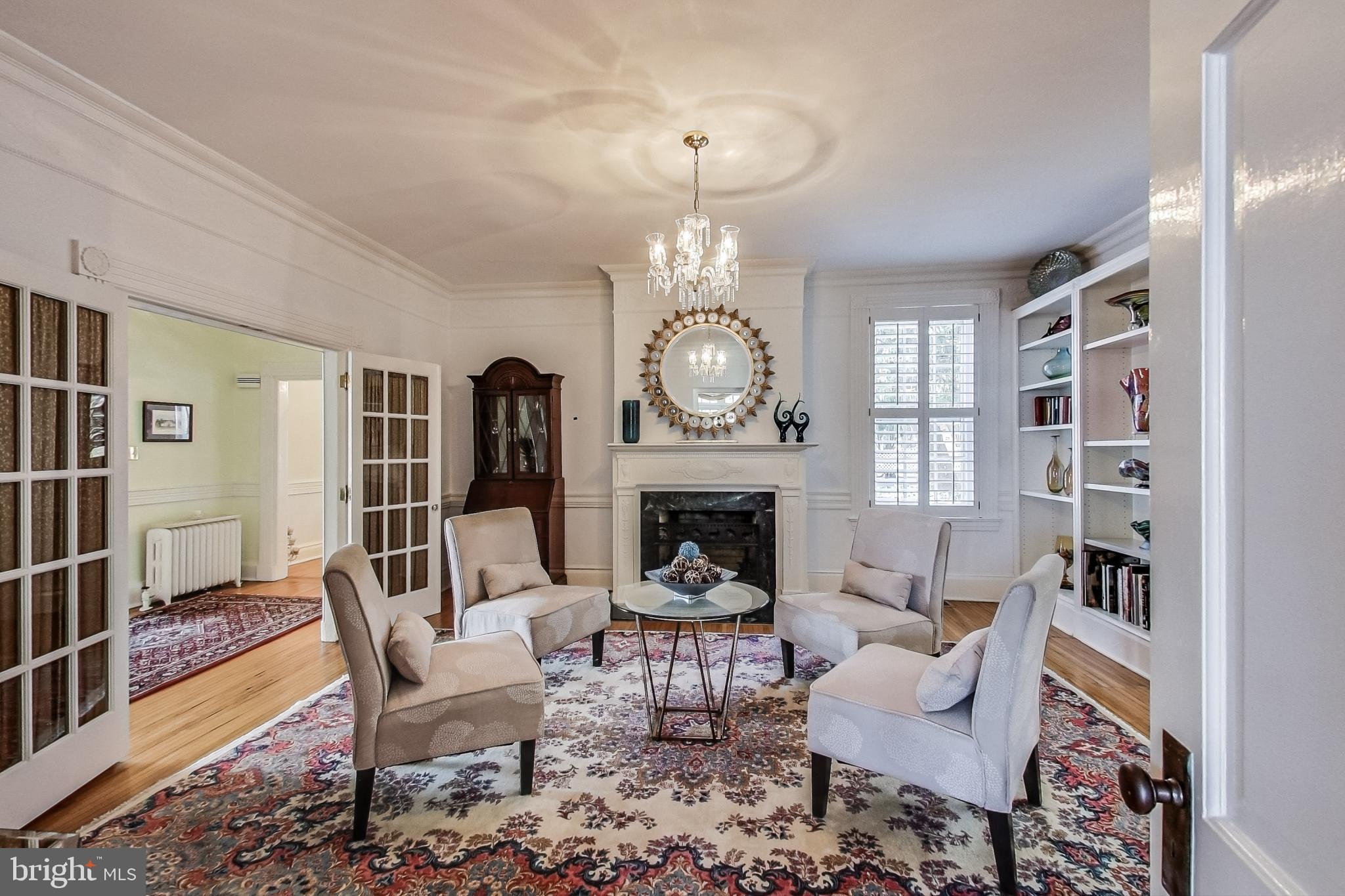 COLONIAL PARK - Residential