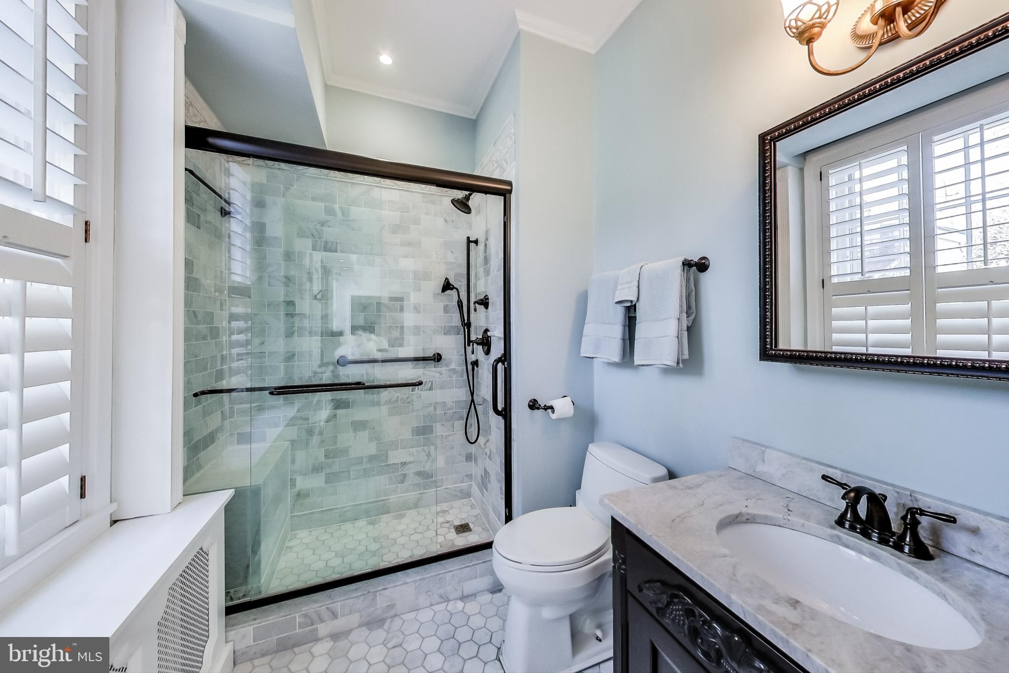 COLONIAL PARK - Residential