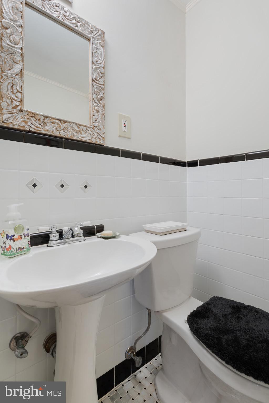 COLONIAL PARK - Residential