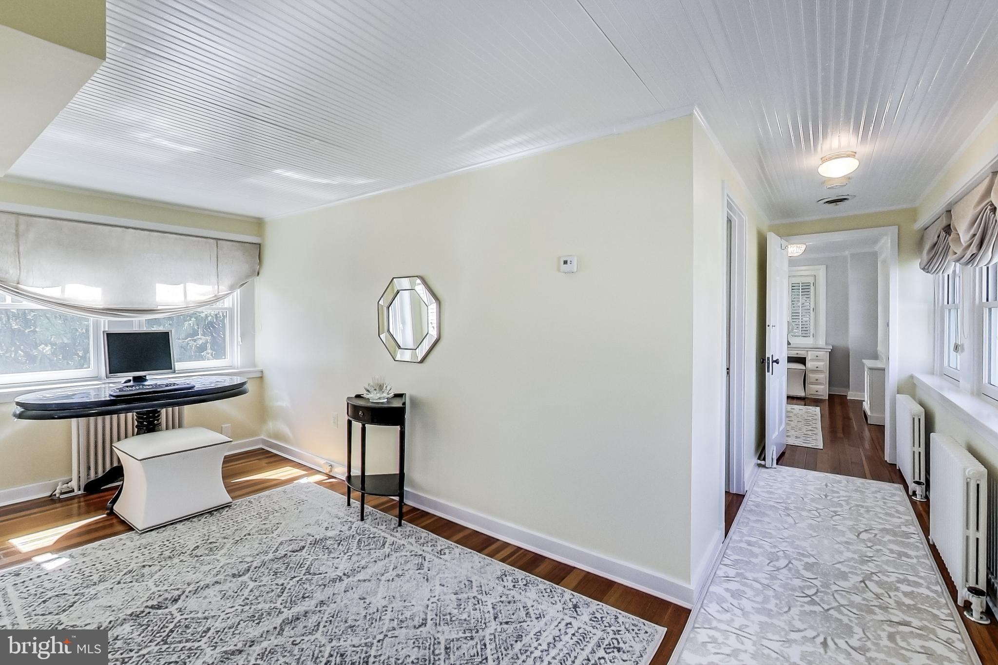 COLONIAL PARK - Residential