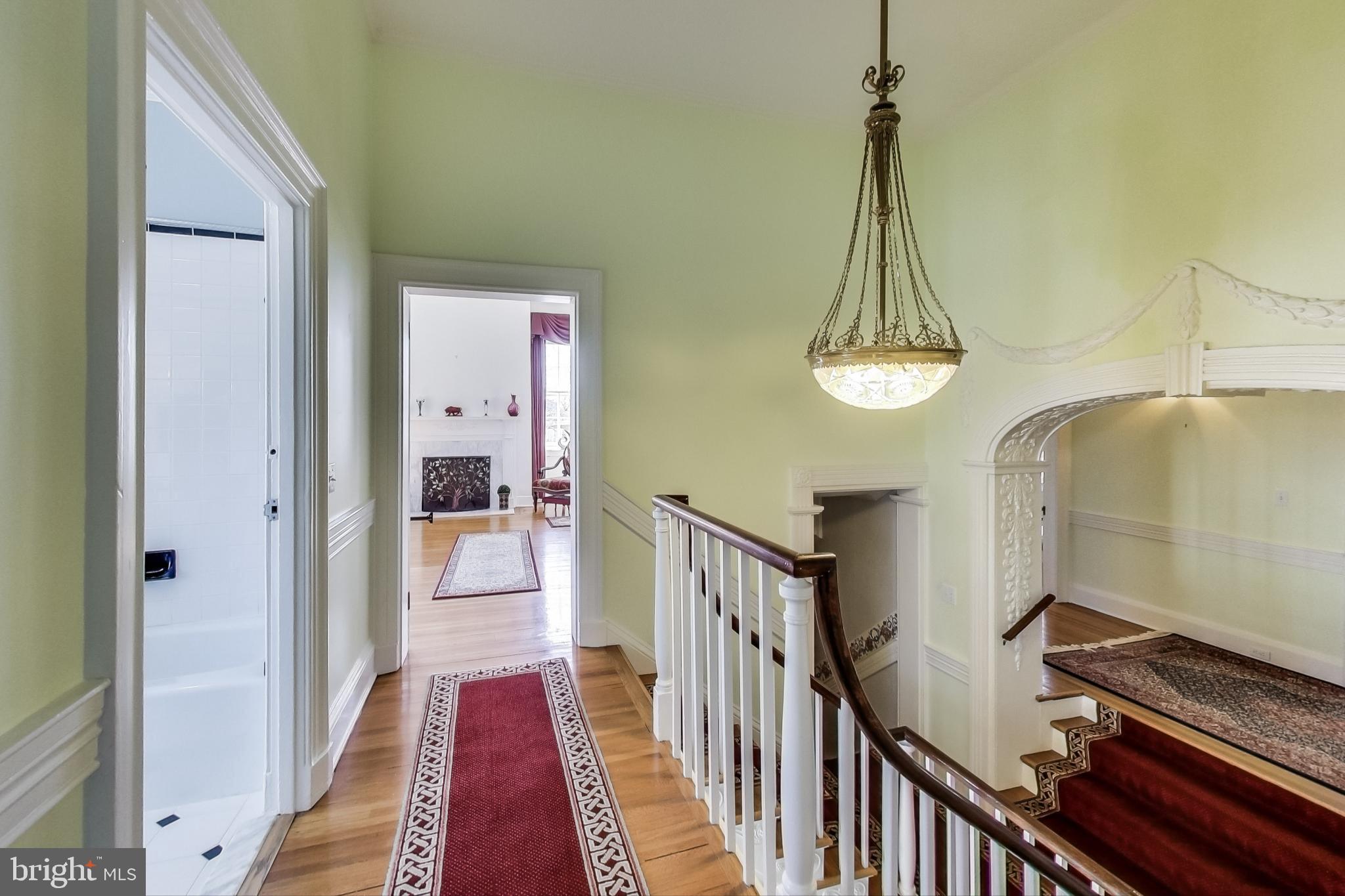 COLONIAL PARK - Residential