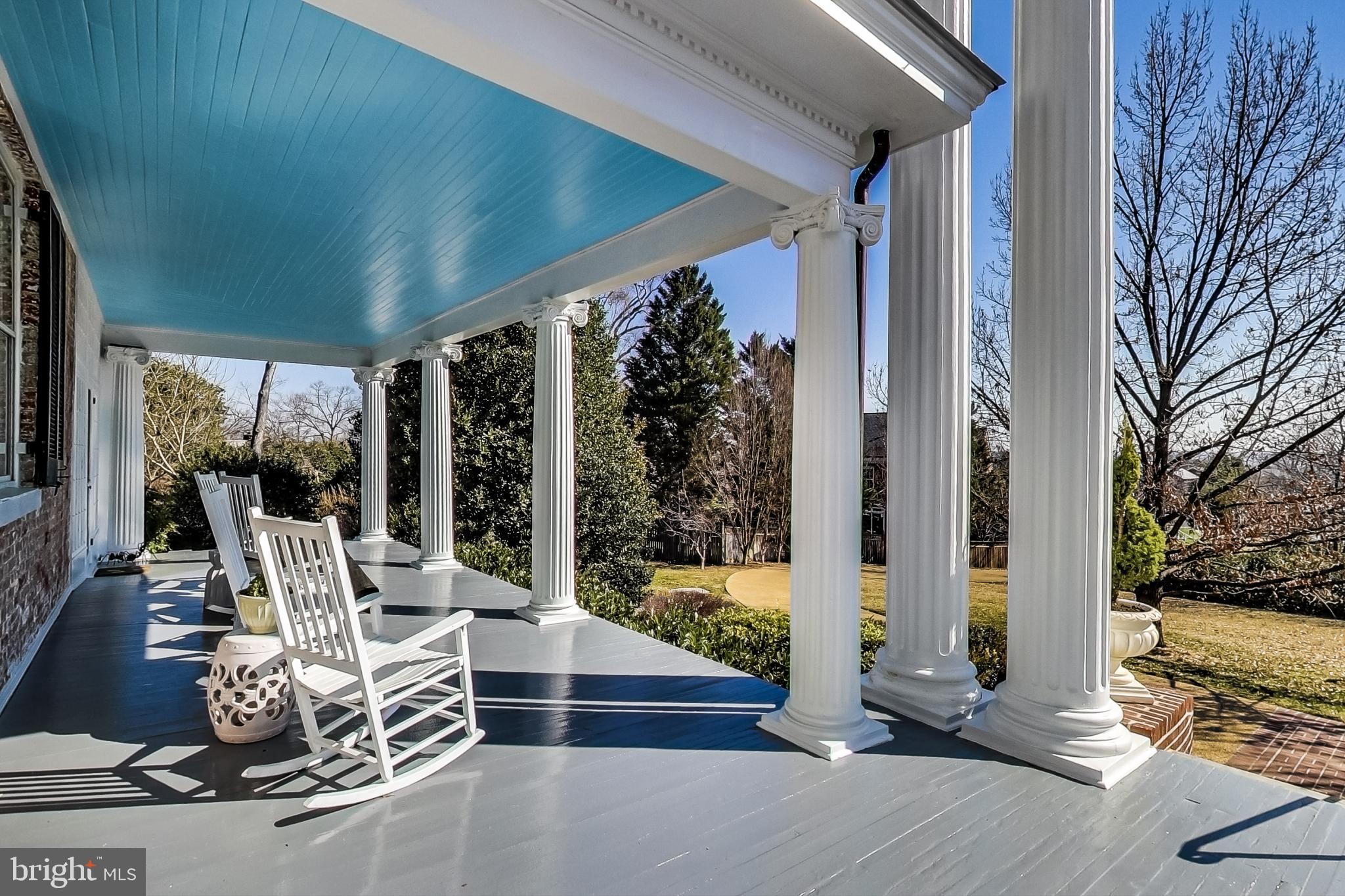 COLONIAL PARK - Residential