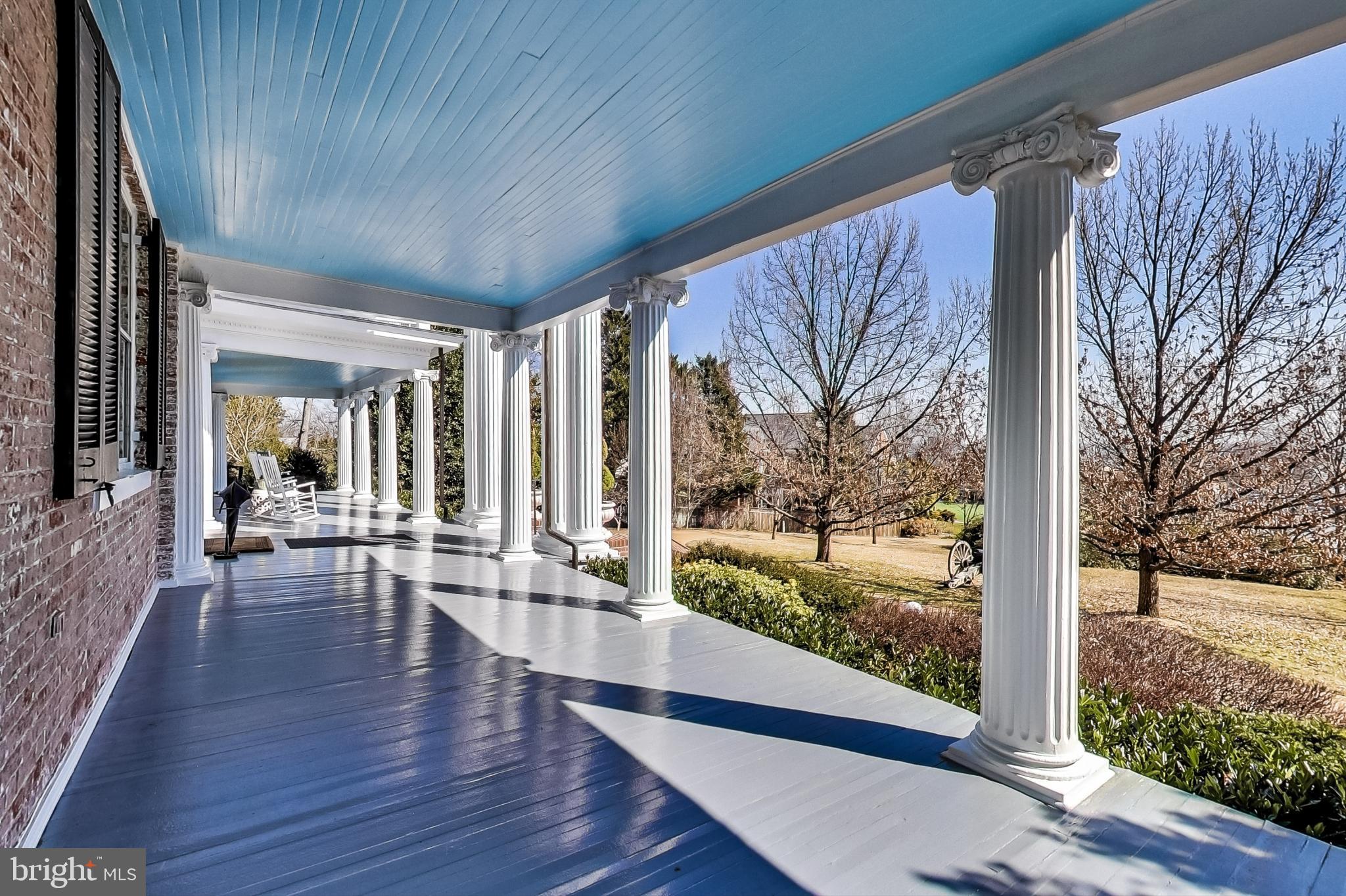 COLONIAL PARK - Residential