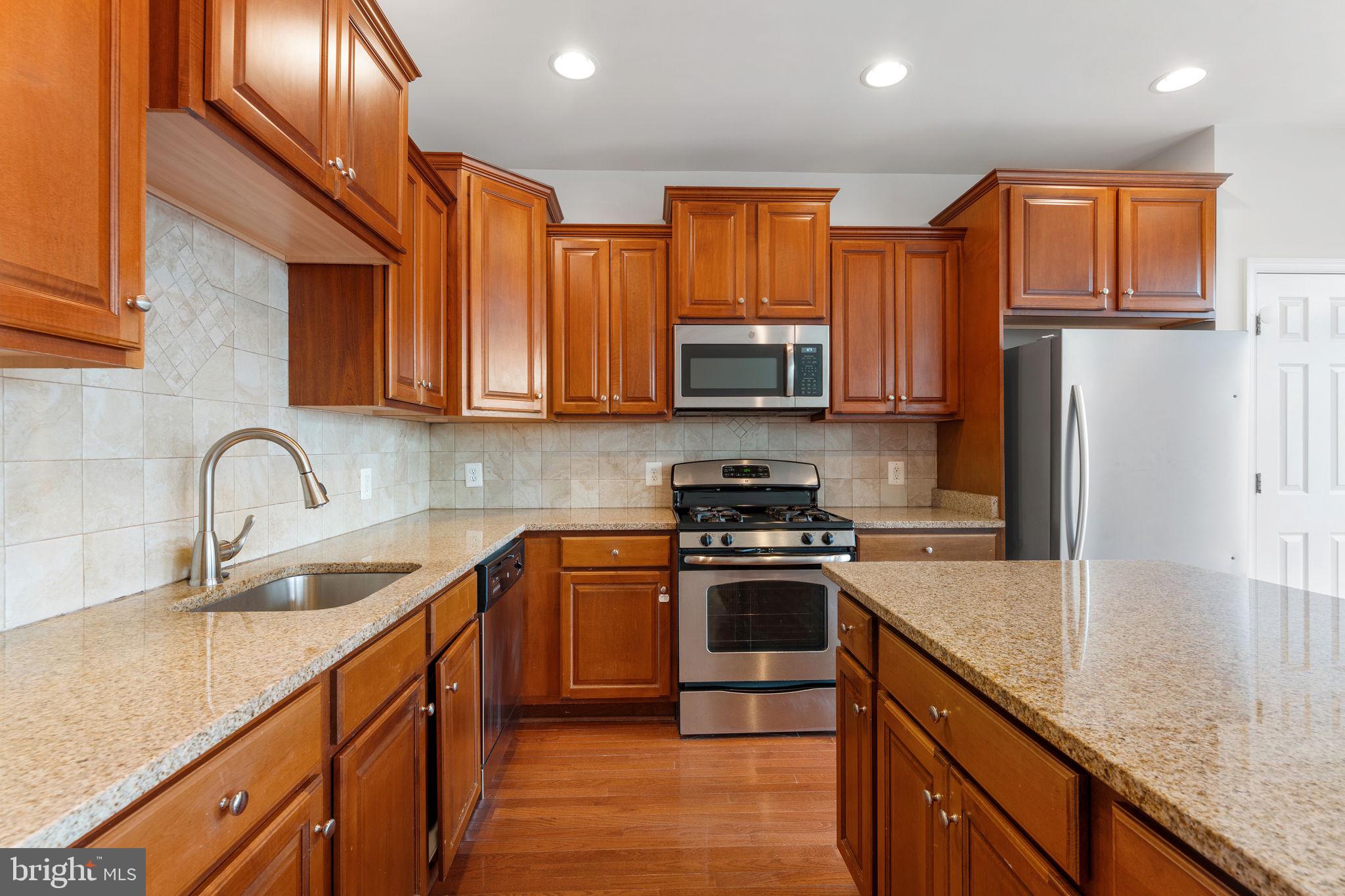 ALEXANDERS CHASE - Residential Lease