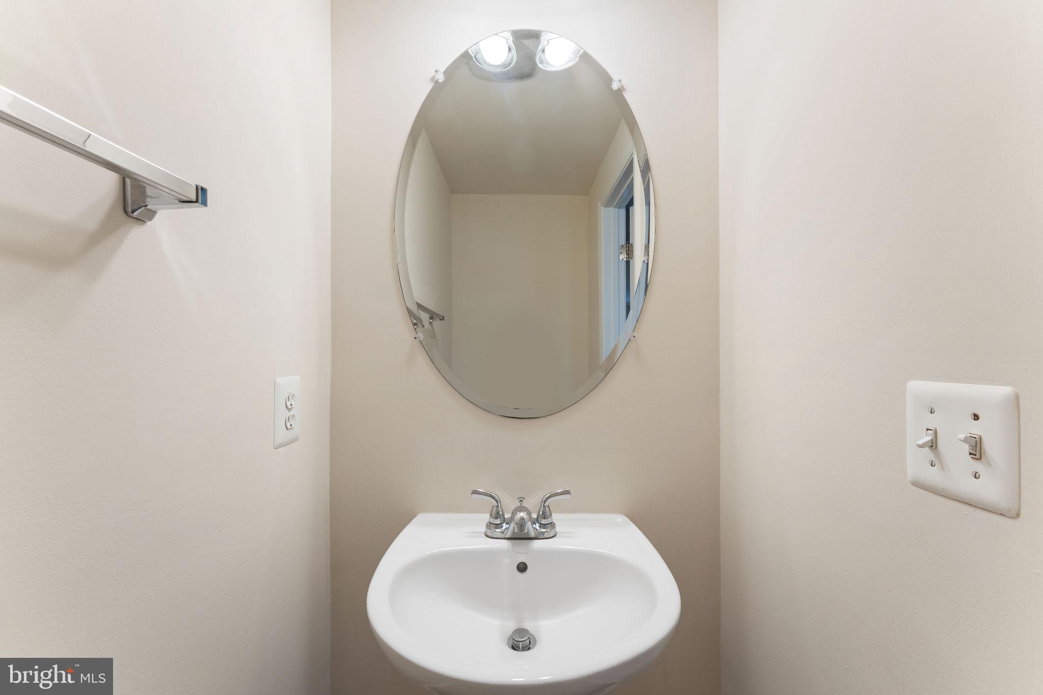 ALEXANDERS CHASE - Residential Lease