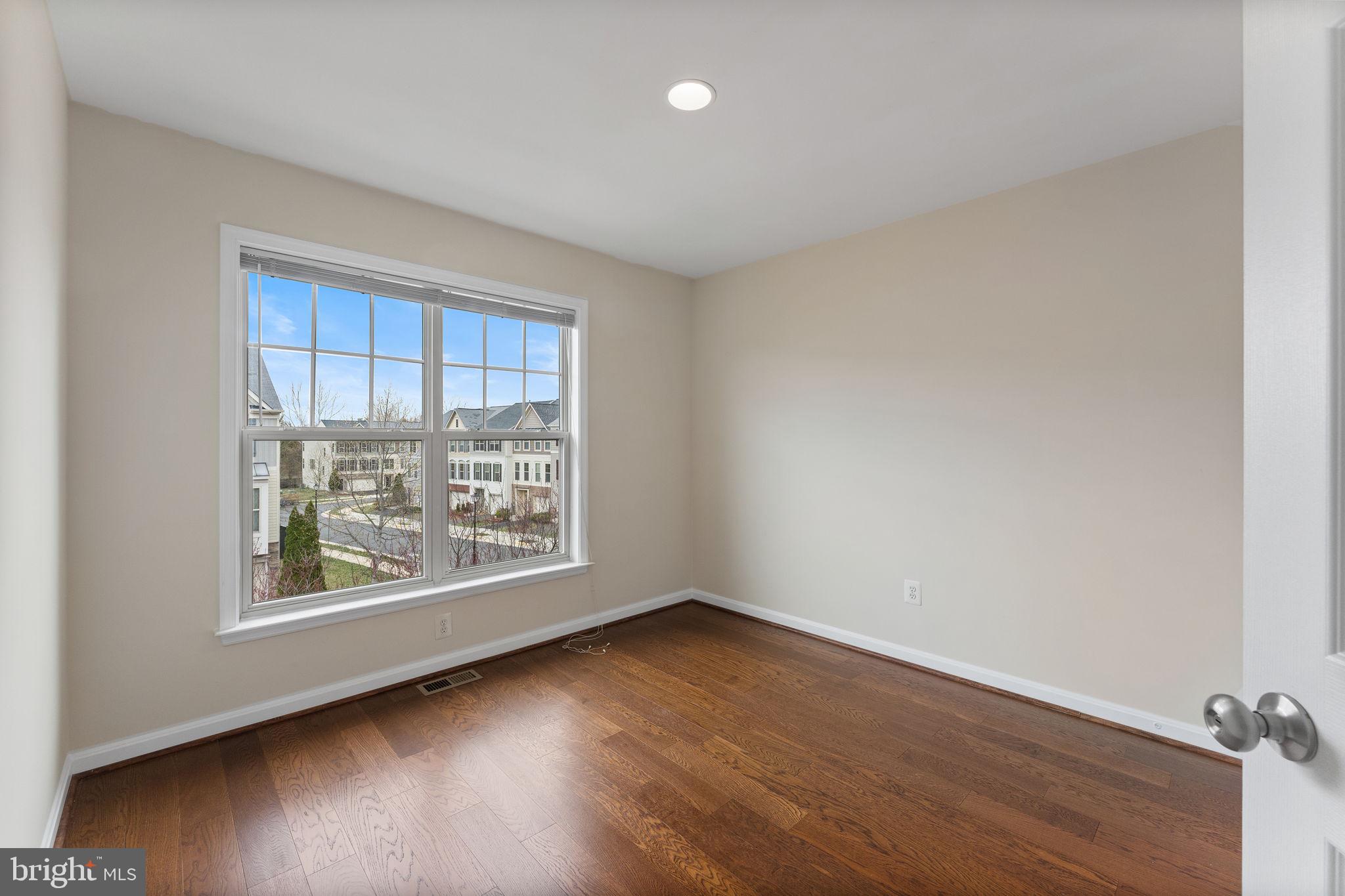 ALEXANDERS CHASE - Residential Lease