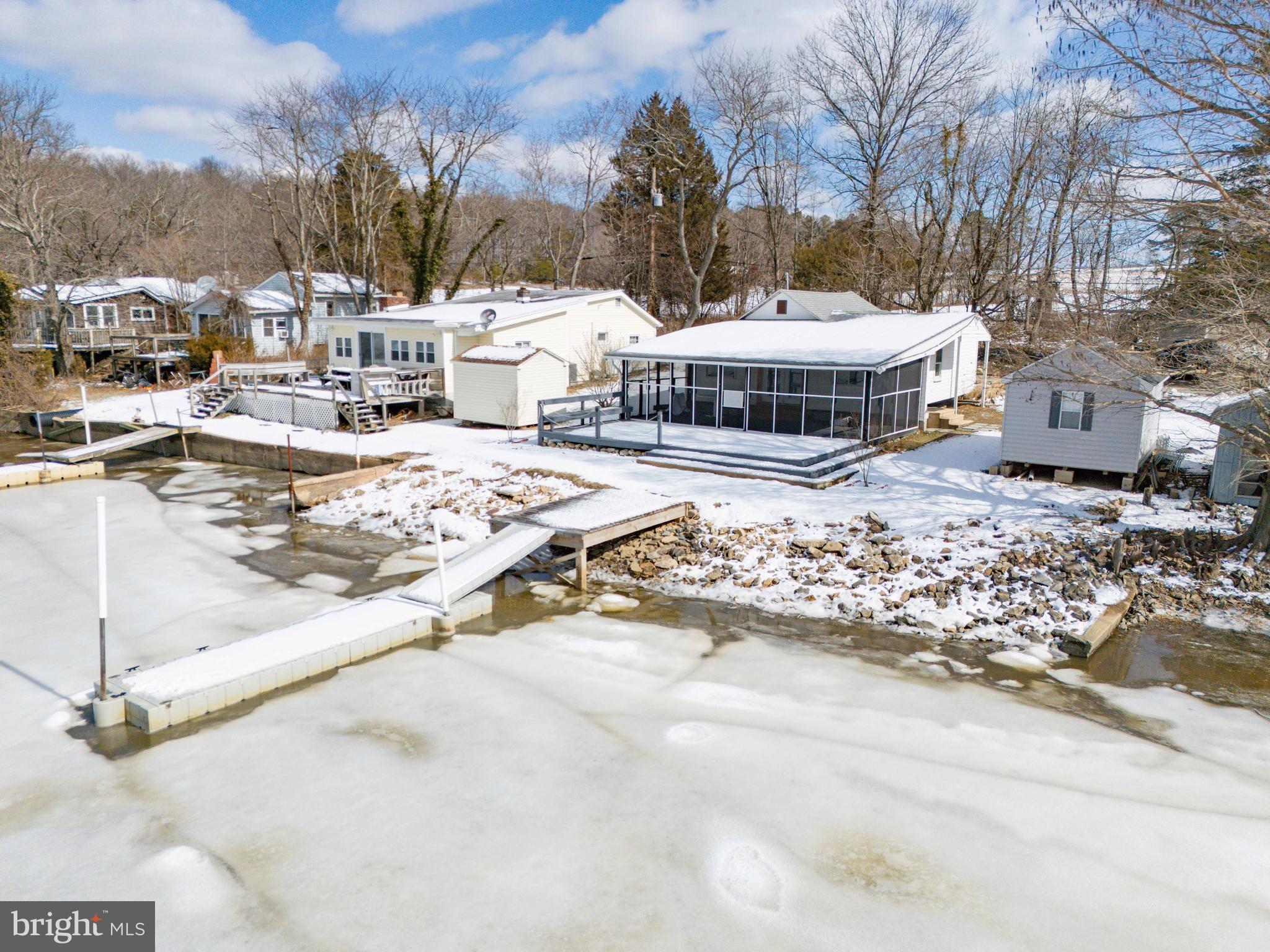 LEWIS SHORE - Residential