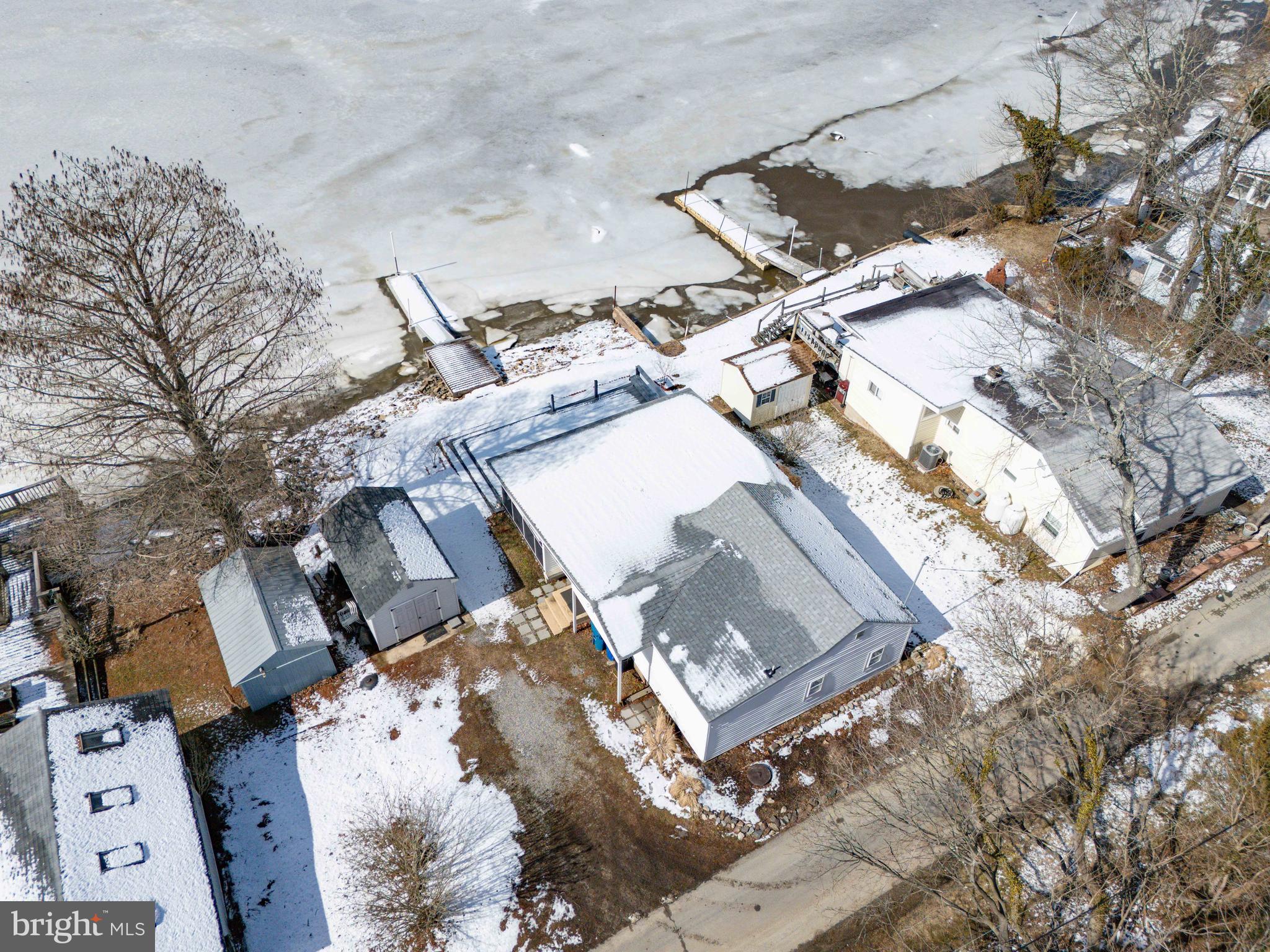 LEWIS SHORE - Residential