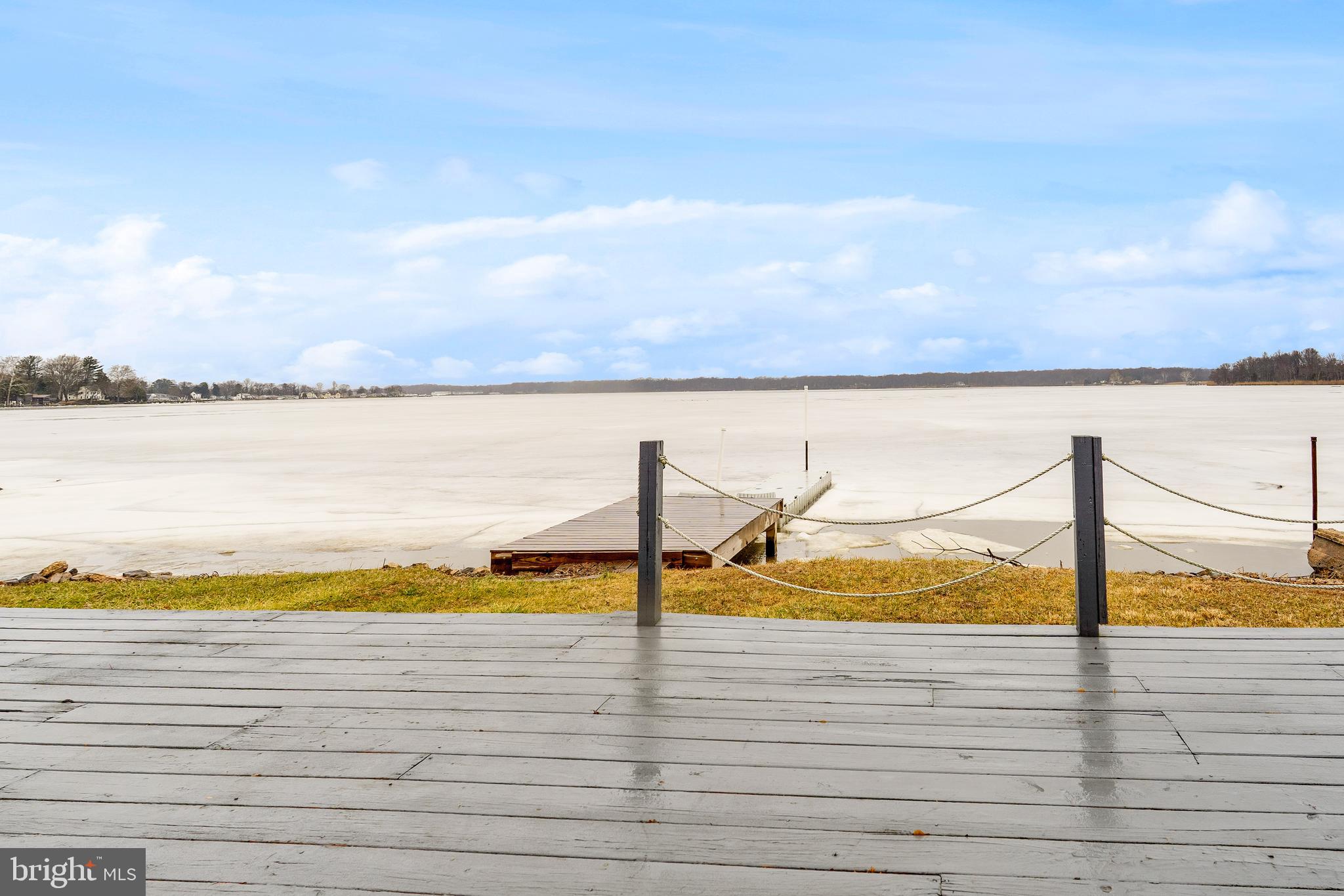 LEWIS SHORE - Residential