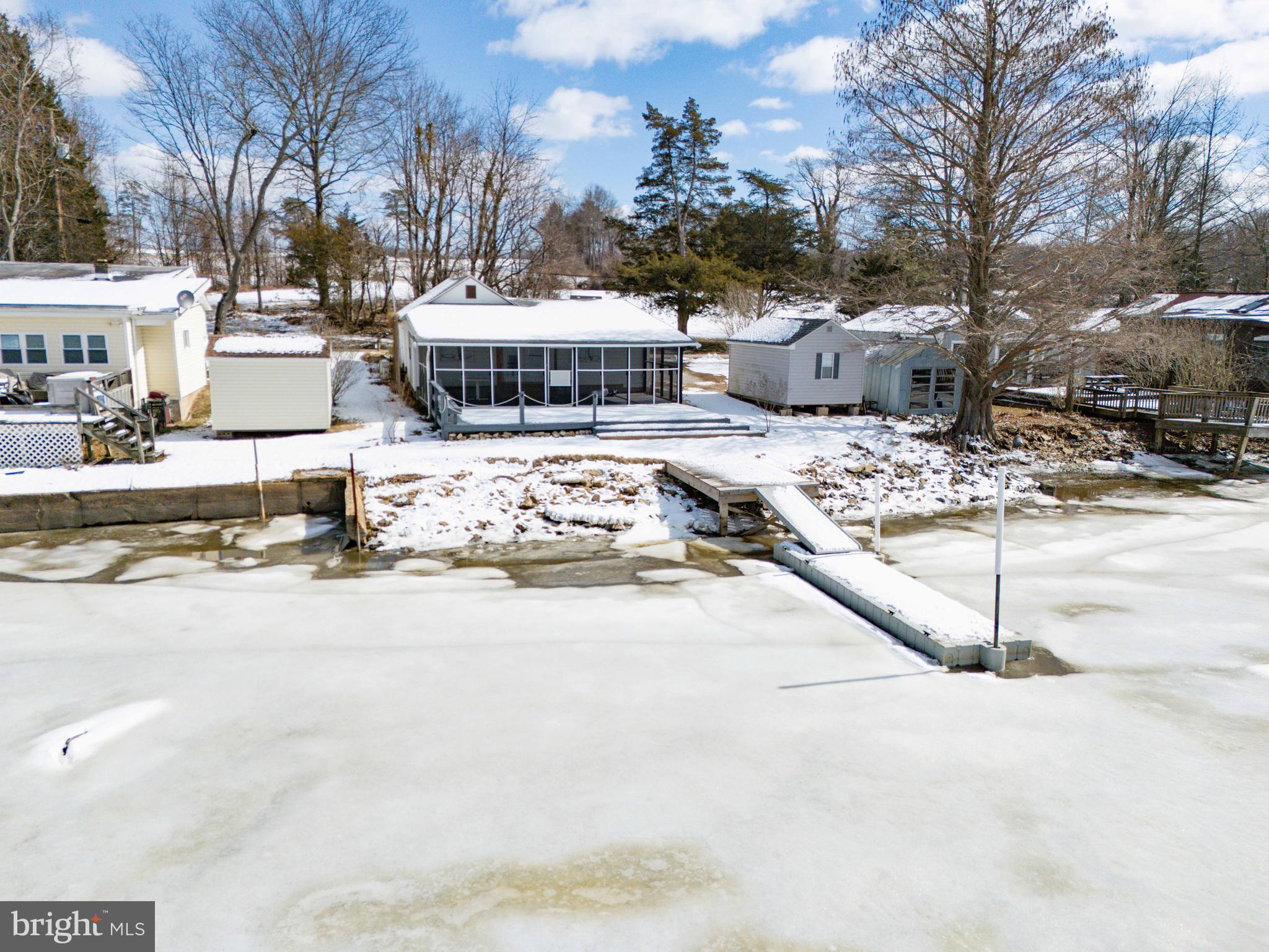 LEWIS SHORE - Residential