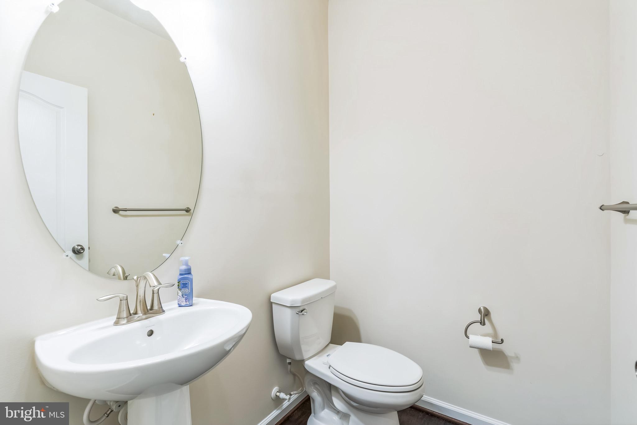 GROVES AT PINEY CHURCH - Residential Lease