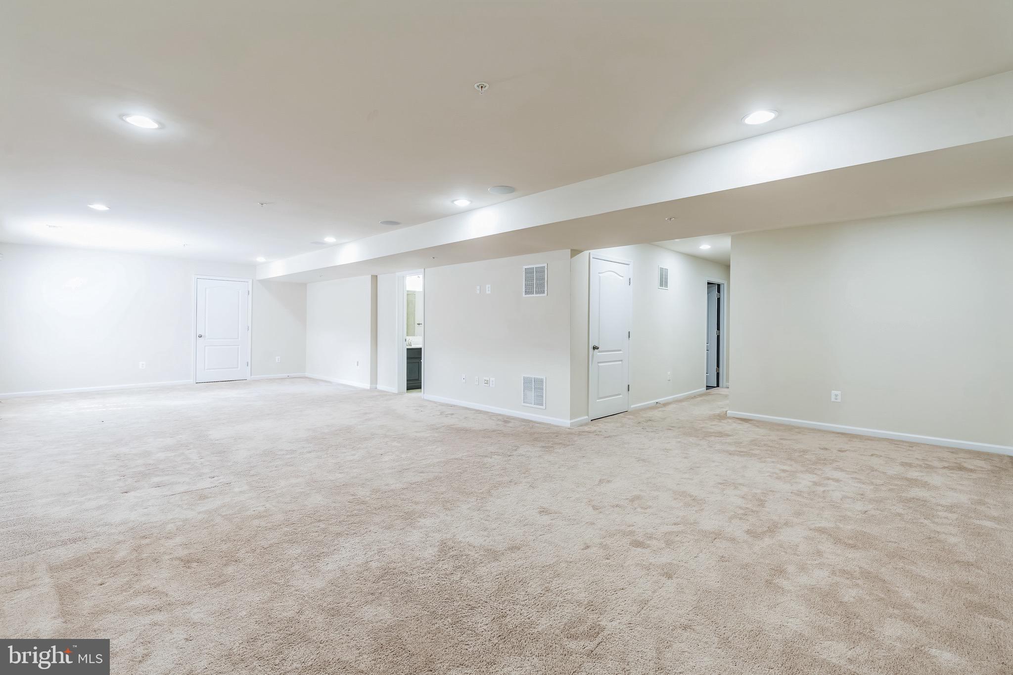 GROVES AT PINEY CHURCH - Residential Lease