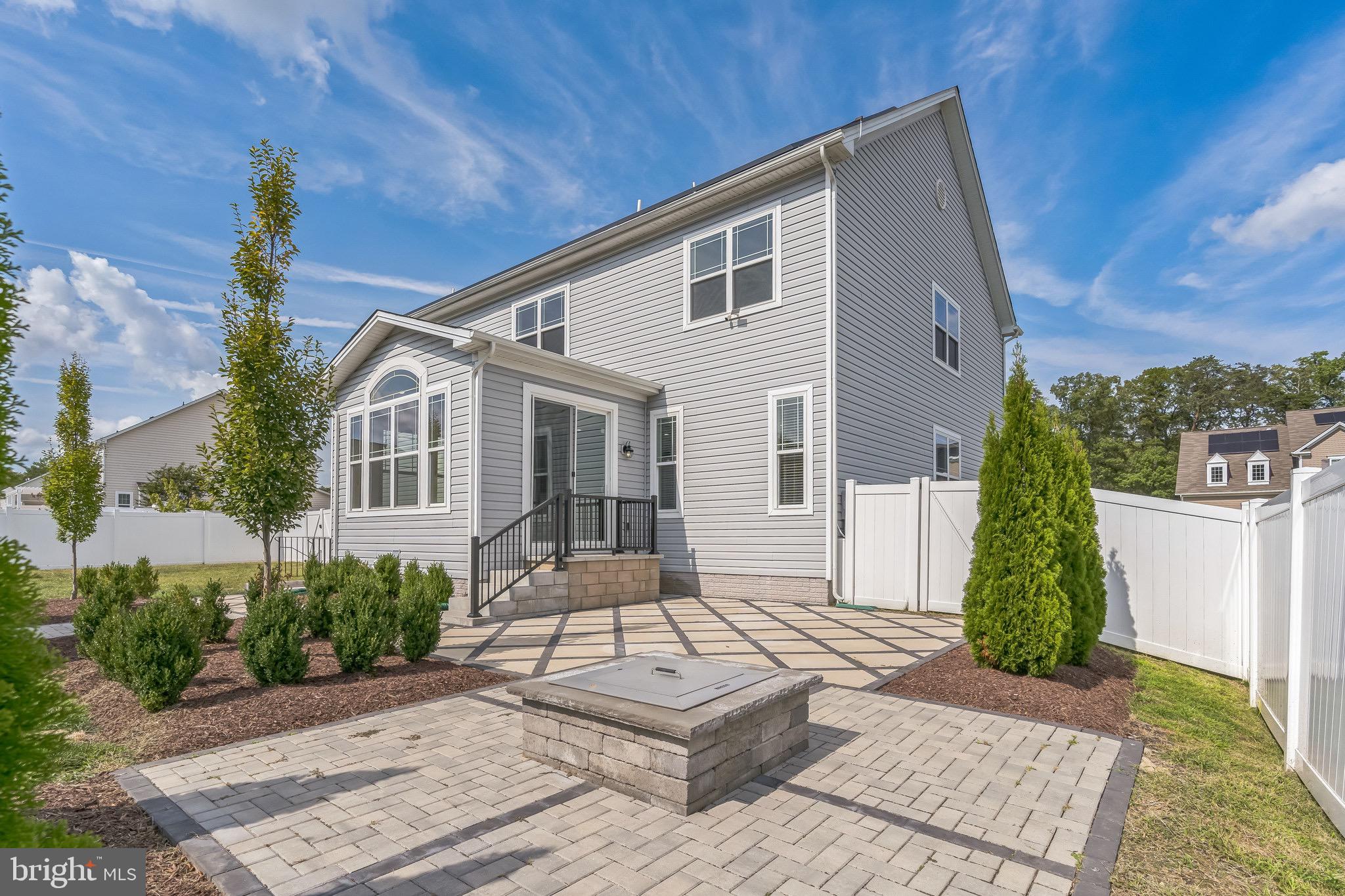 GROVES AT PINEY CHURCH - Residential Lease