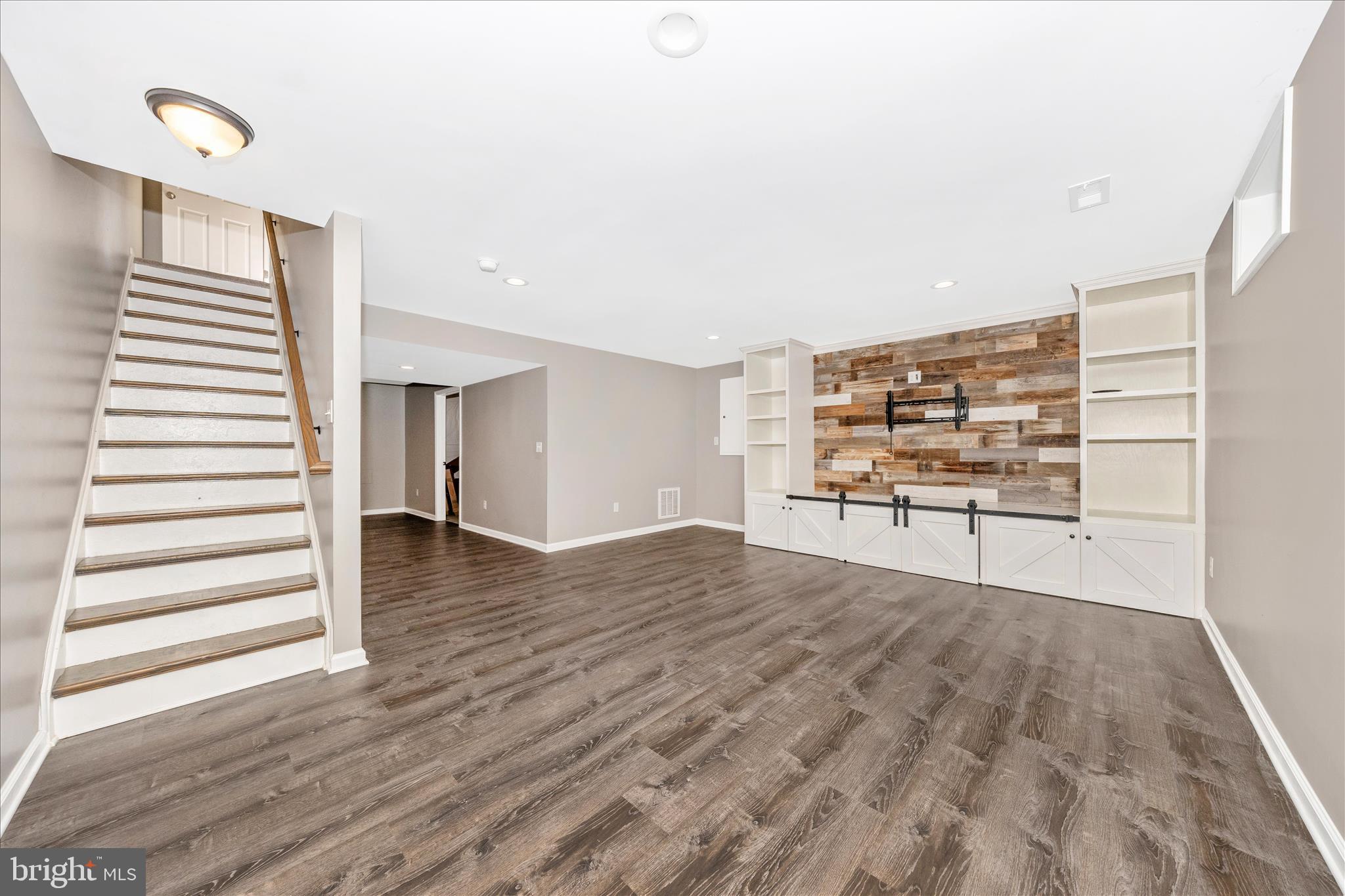 HUNTFIELD - Residential