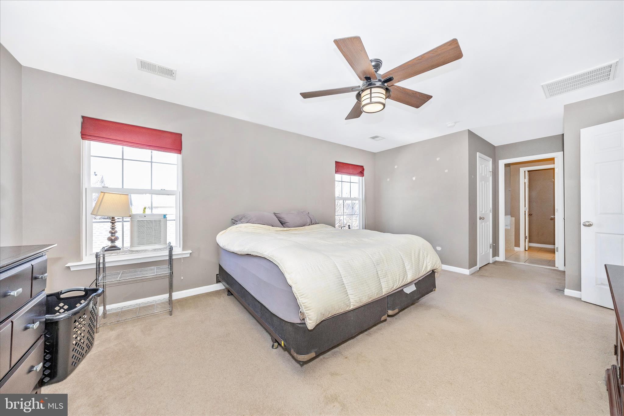 HUNTFIELD - Residential