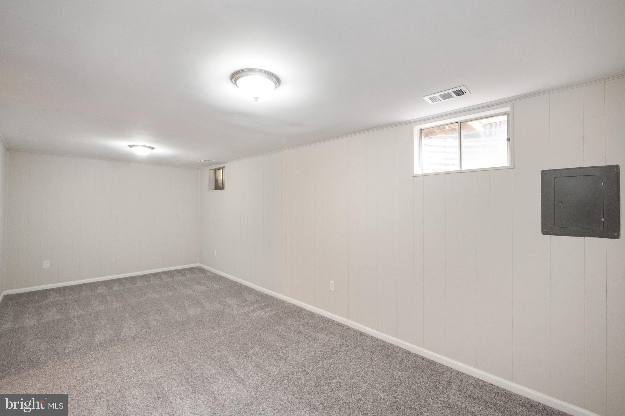 BURKE CENTRE - Residential