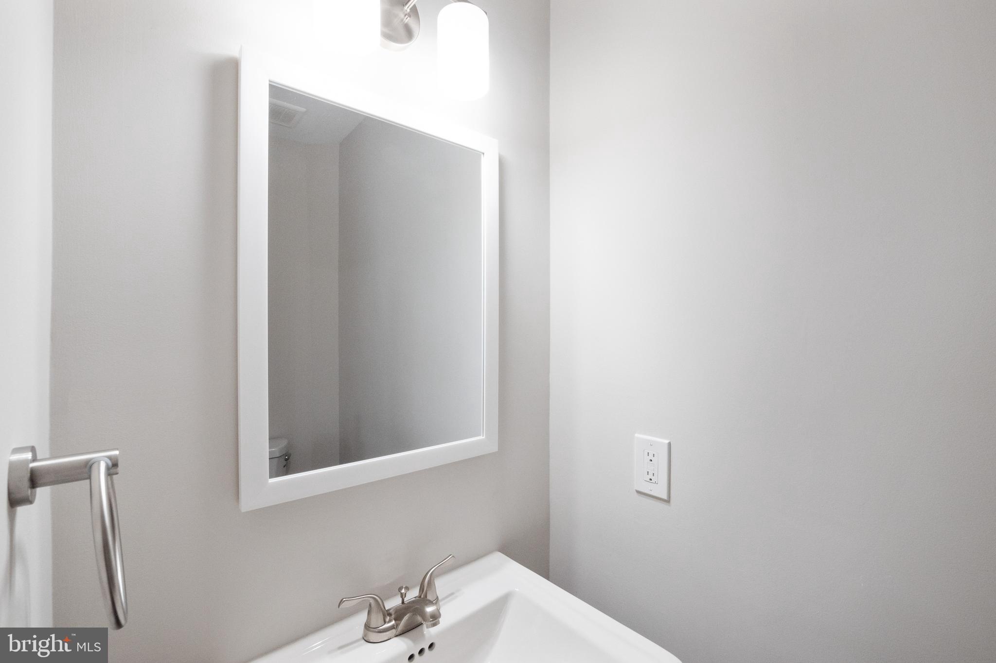 BURKE CENTRE - Residential