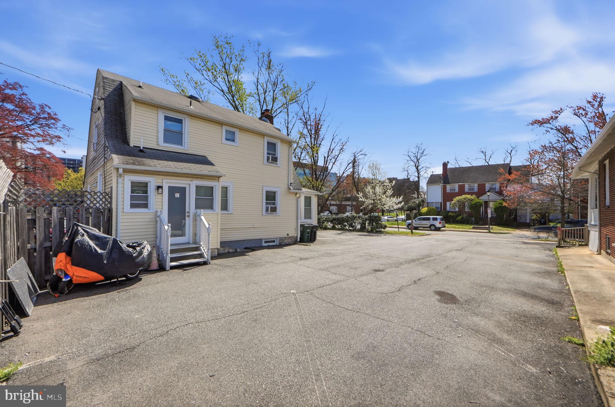 AURORA HILLS - Residential