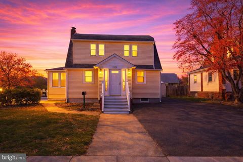 2320 S EADS STREET ARLINGTON VA 22202