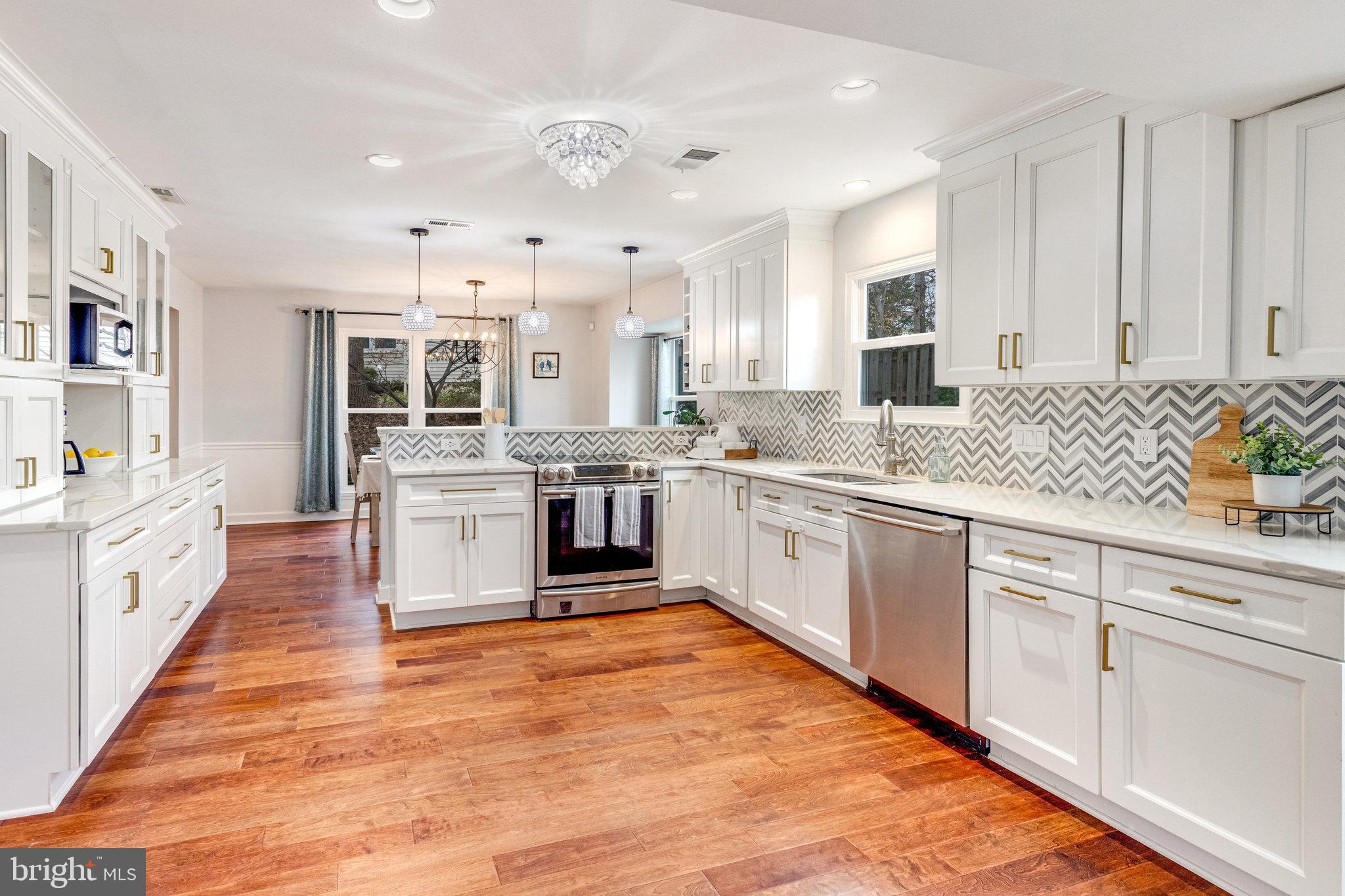 MONTCLAIR - Residential