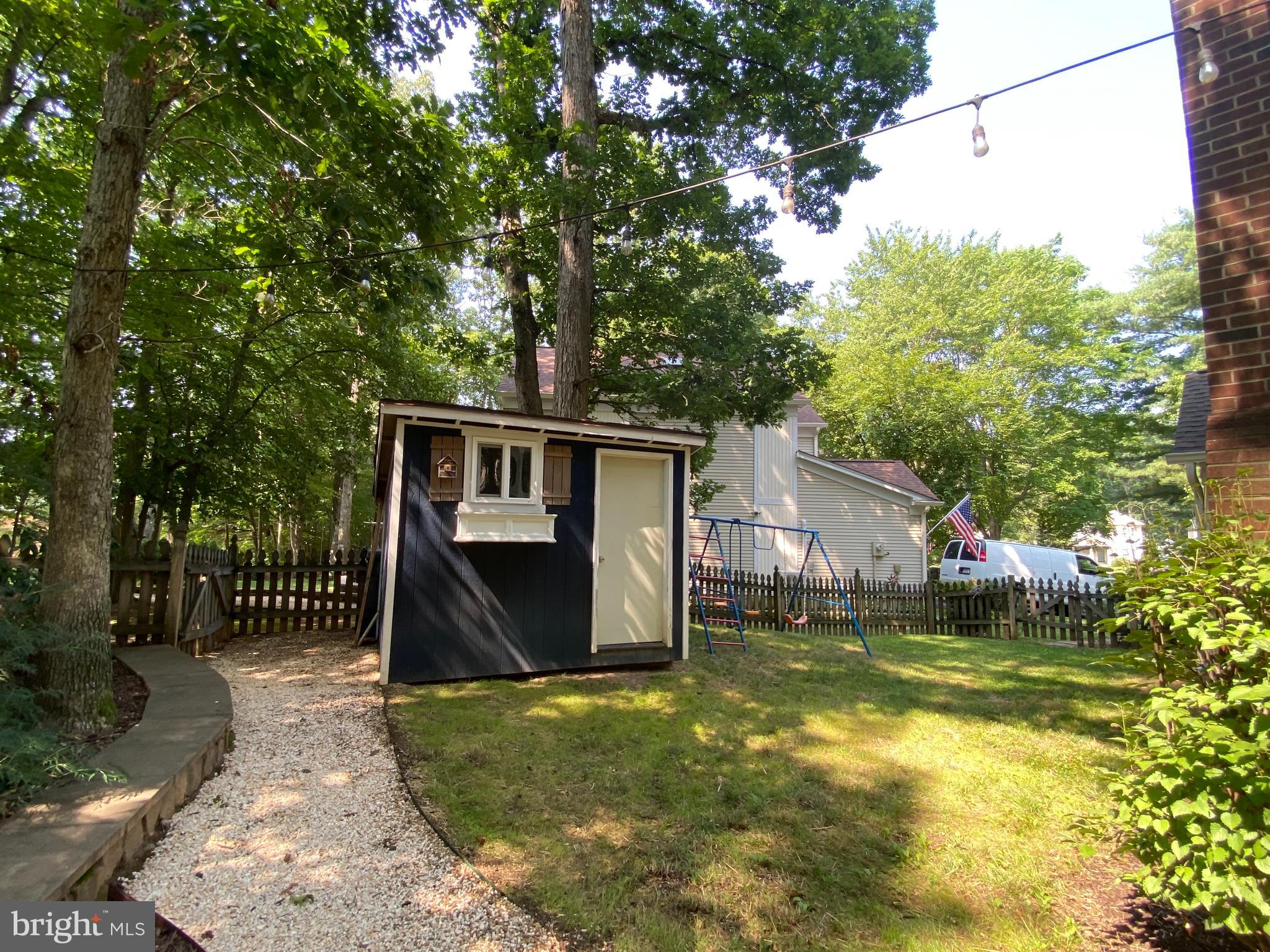 MONTCLAIR - Residential