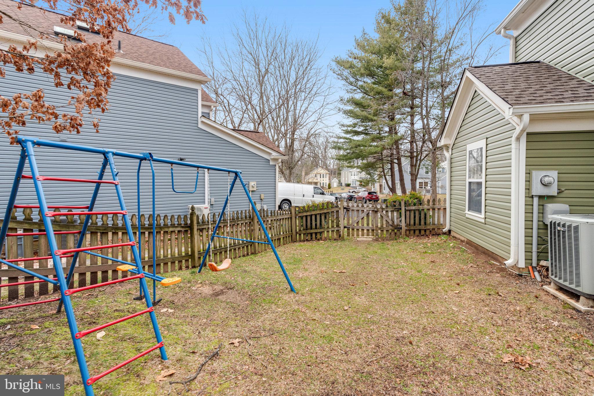 MONTCLAIR - Residential