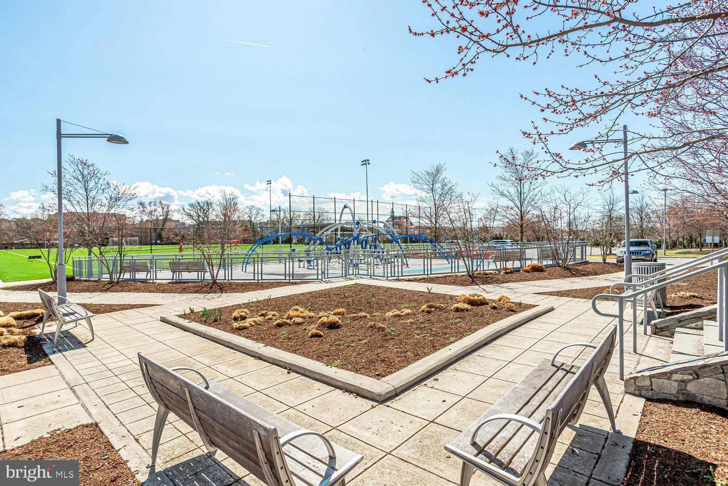 METROPARK AT ARROWBROOK - Residential