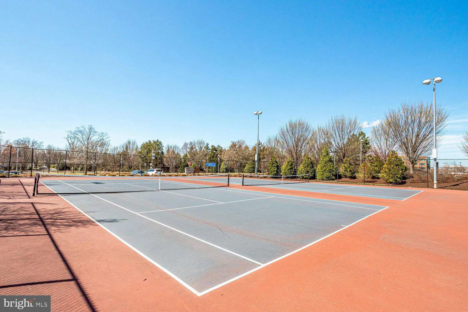 METROPARK AT ARROWBROOK - Residential