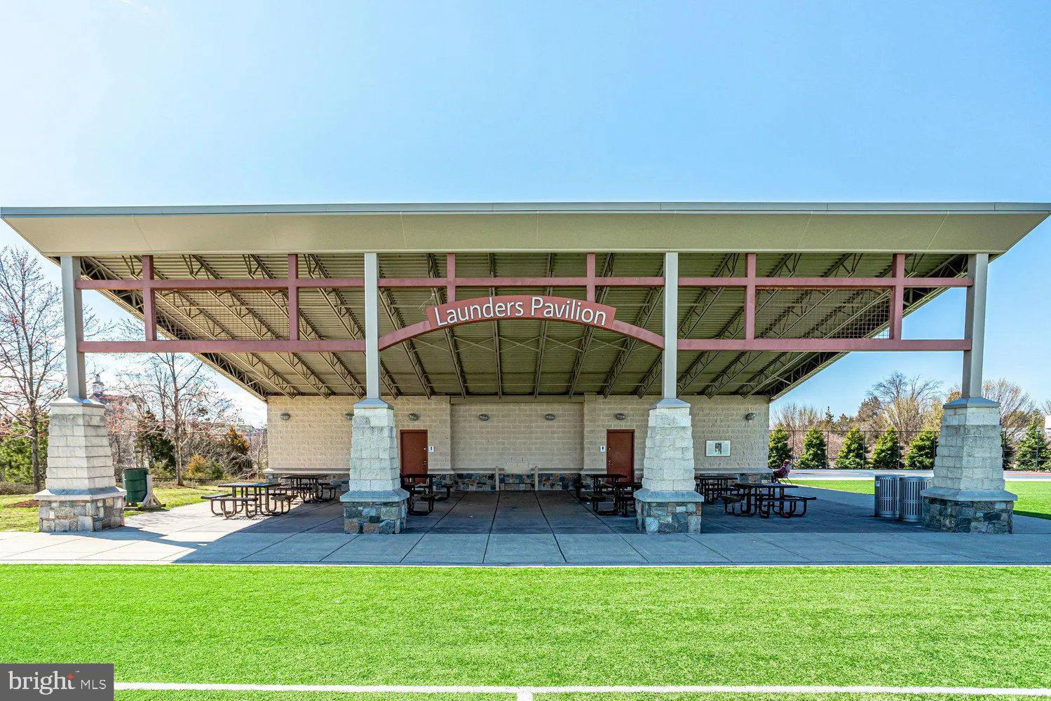 METROPARK AT ARROWBROOK - Residential