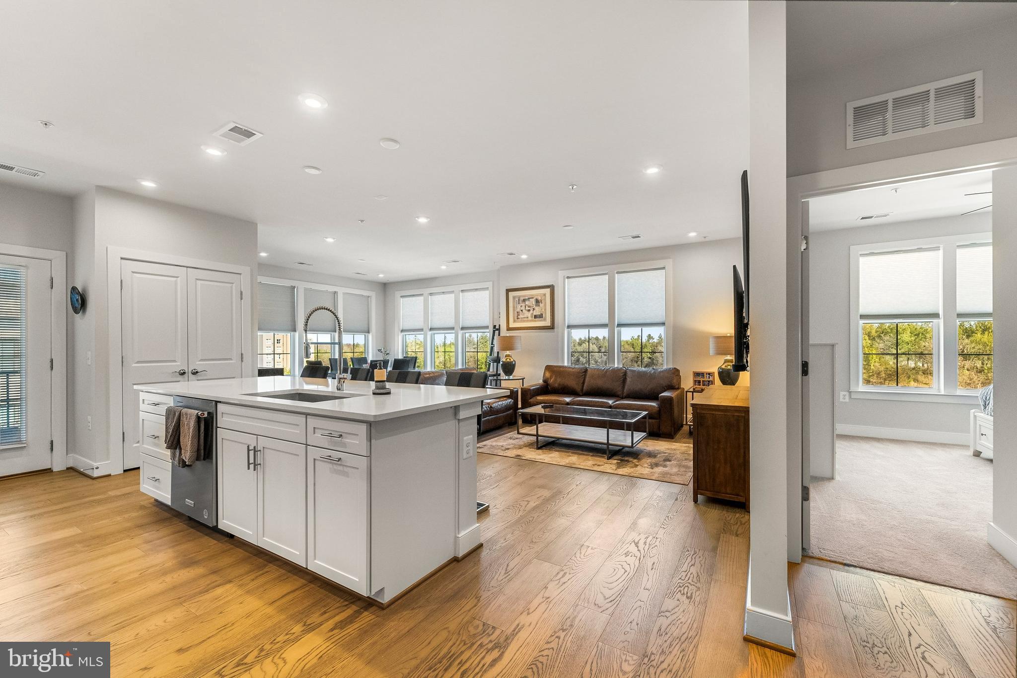 METROPARK AT ARROWBROOK - Residential