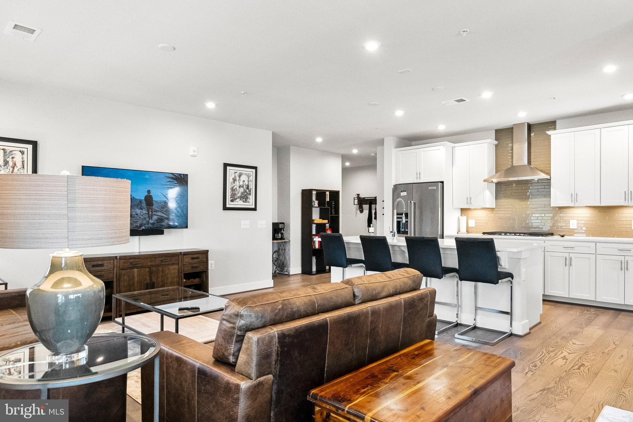 METROPARK AT ARROWBROOK - Residential