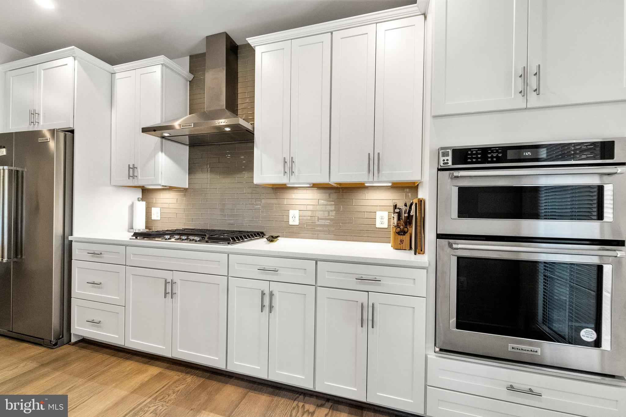 METROPARK AT ARROWBROOK - Residential